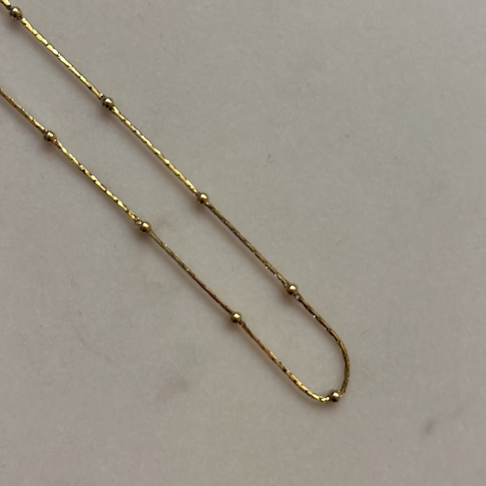 Gold Chain - Picture 2 of 3